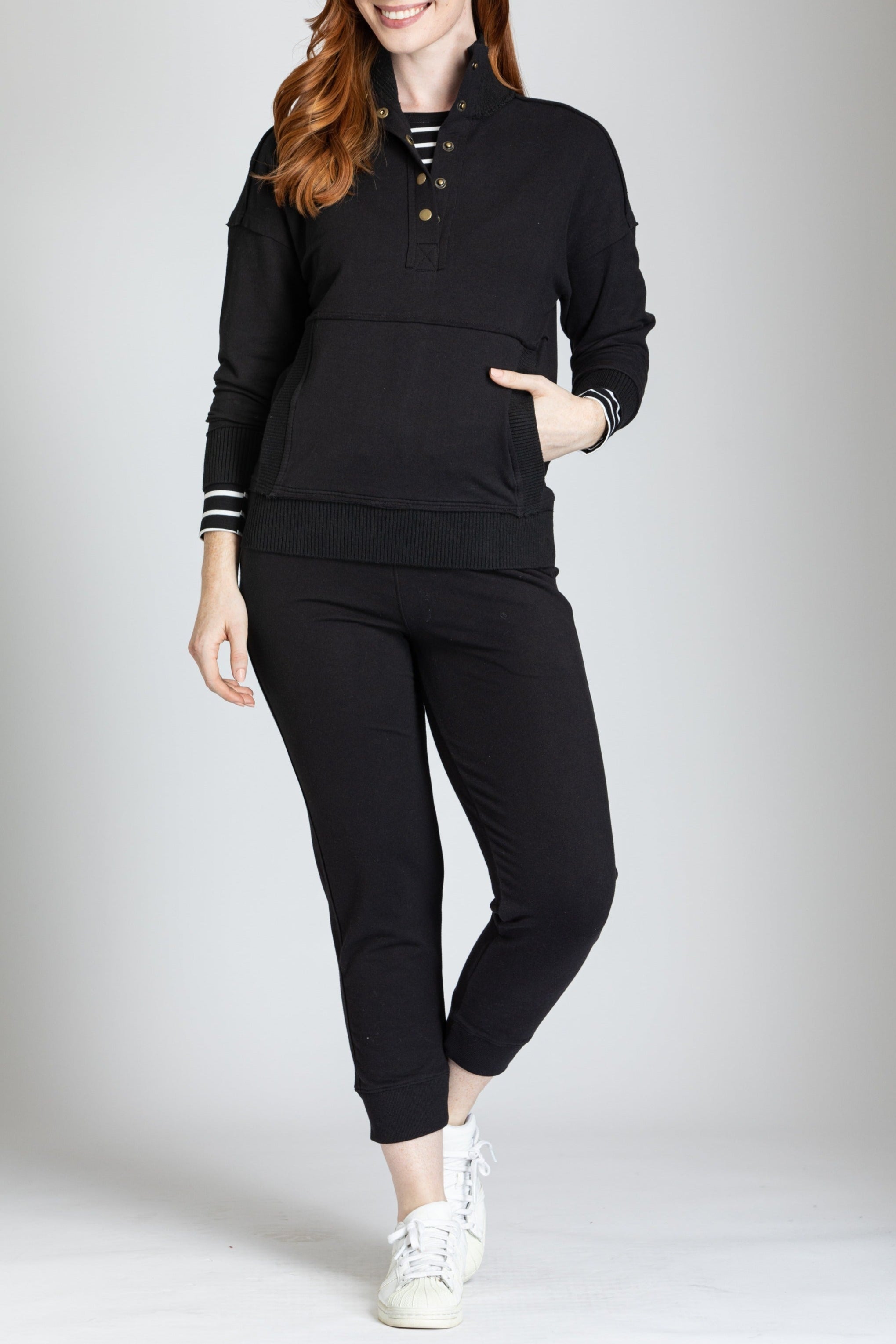 Drop Shoulder Sweatshirt With Pockets APNY