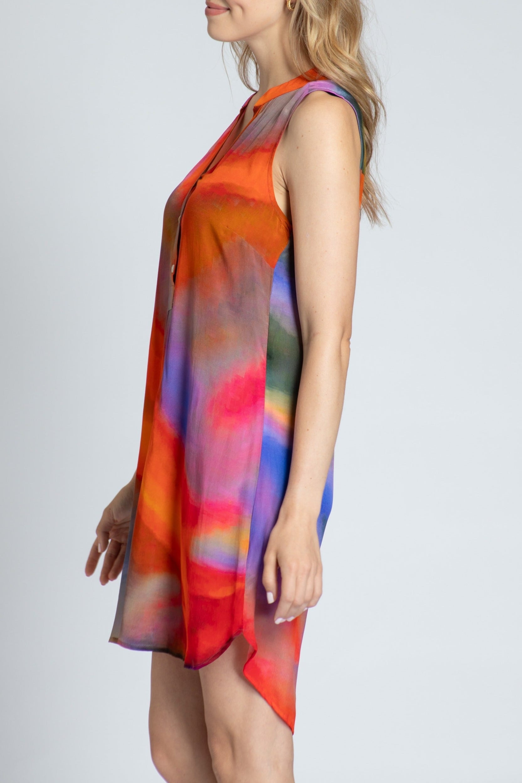 Artsy Brush Strokes Print - Sleeveless 1/2 Button-up Dress