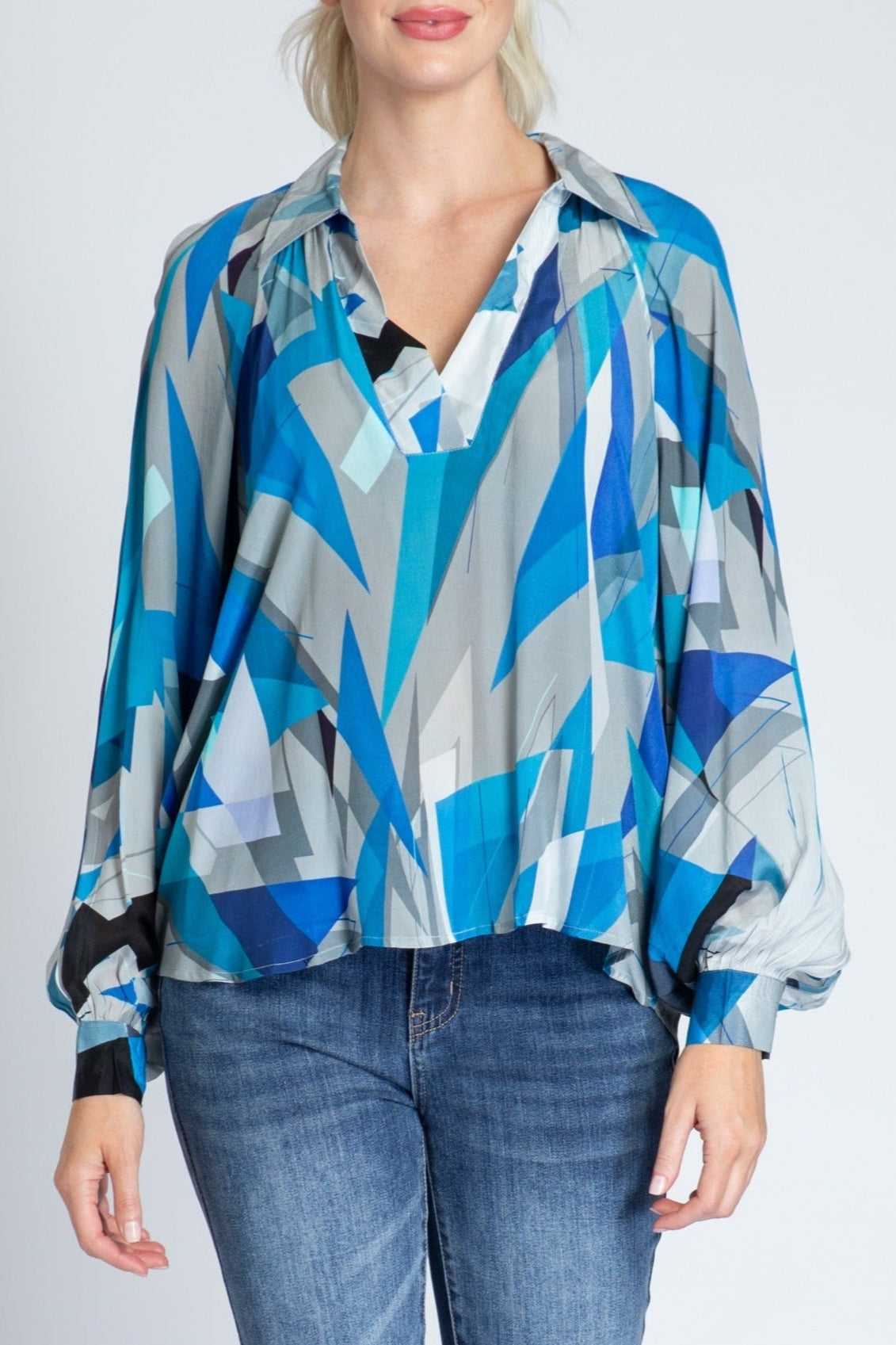 Abstract Triangle Print - Half-plaket Pullover Blouse