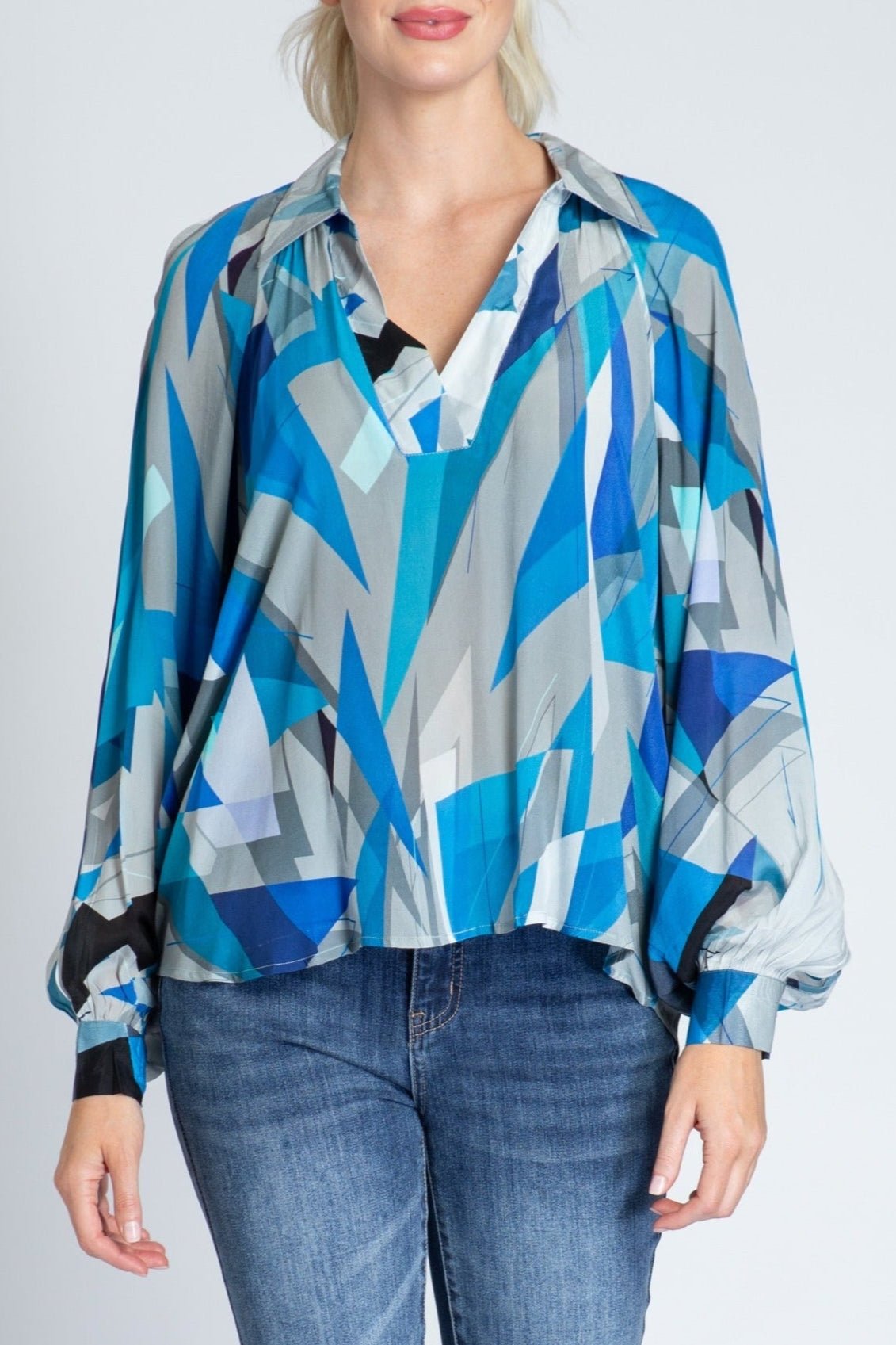 Abstract Triangle Print - Half-plaket Pullover Blouse