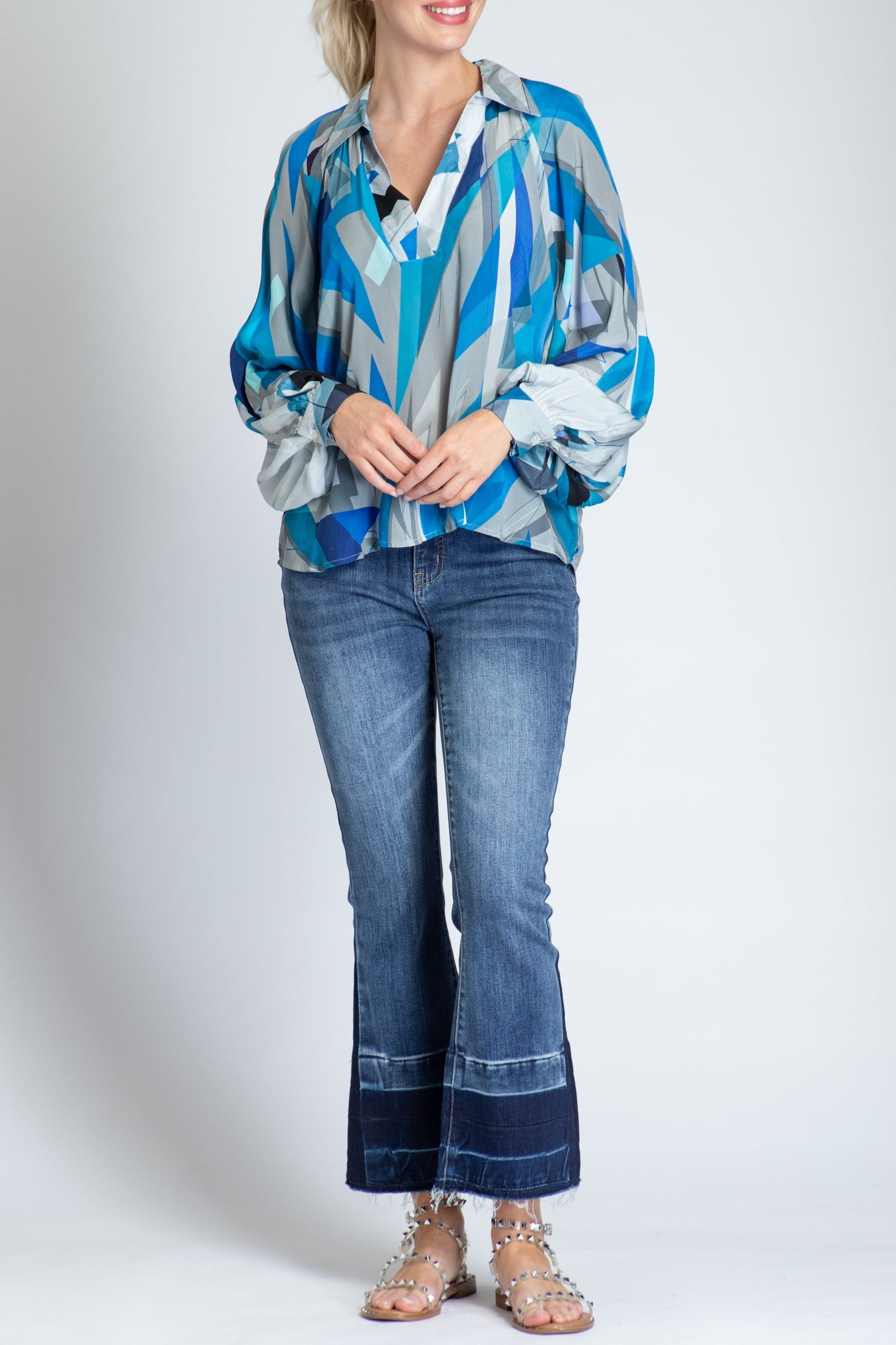 Abstract Triangle Print - Half-plaket Pullover Blouse