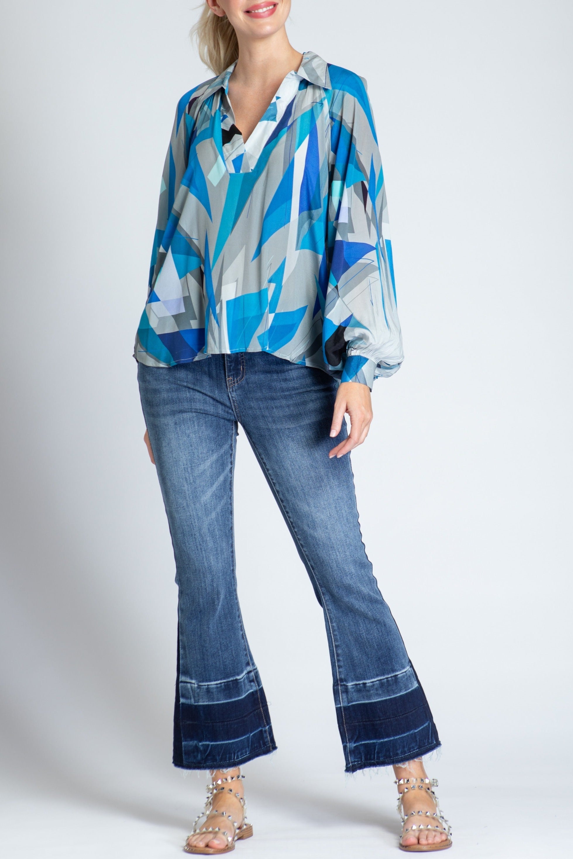 Abstract Triangle Print - Half-plaket Pullover Blouse