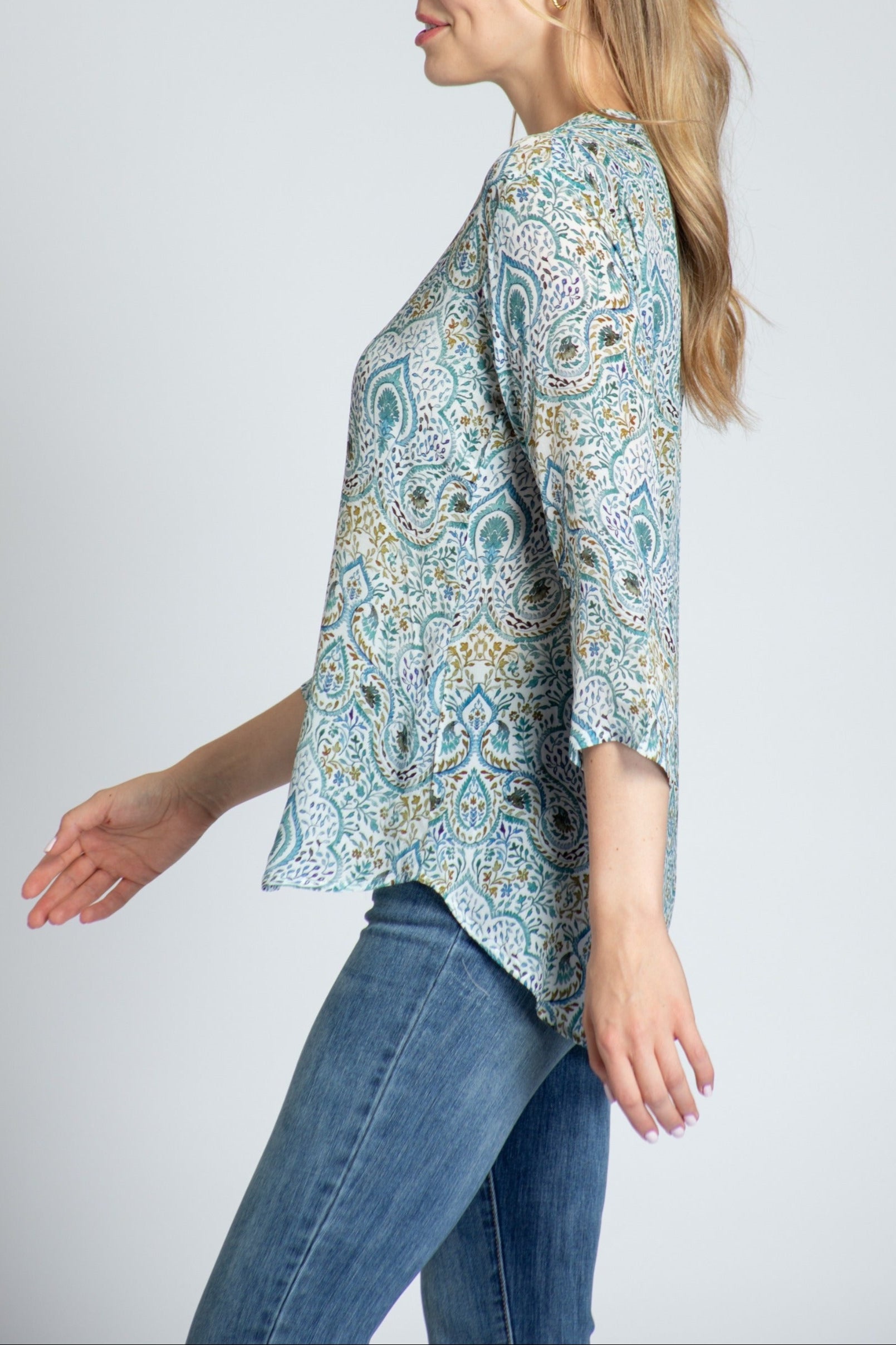 Modern Paisley Print - 3/4 Sleeve Mandarin Collar Button-up