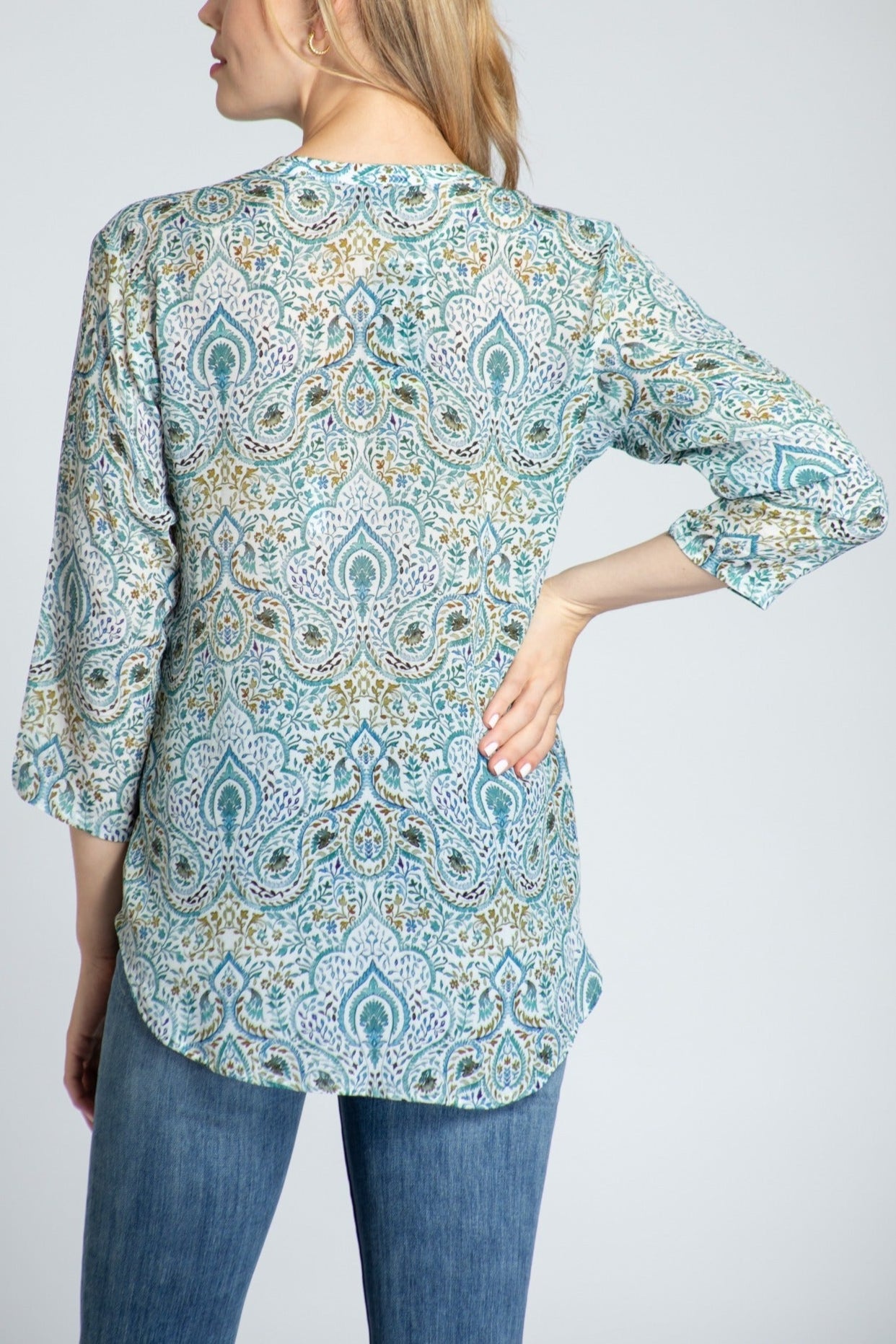 Modern Paisley Print - 3/4 Sleeve Mandarin Collar Button-up