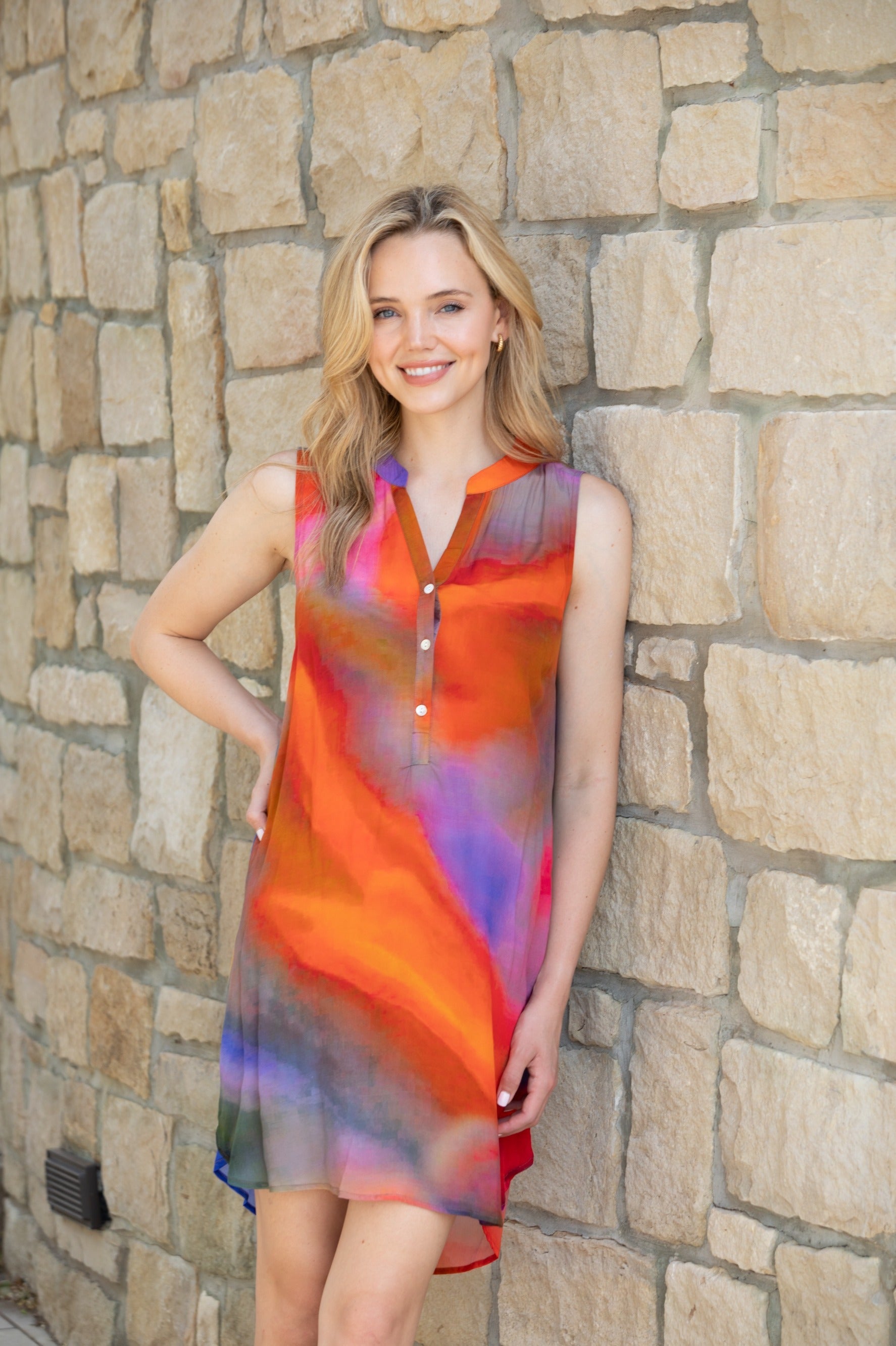 Artsy Brush Strokes Print - Sleeveless 1/2 Button-up Dress