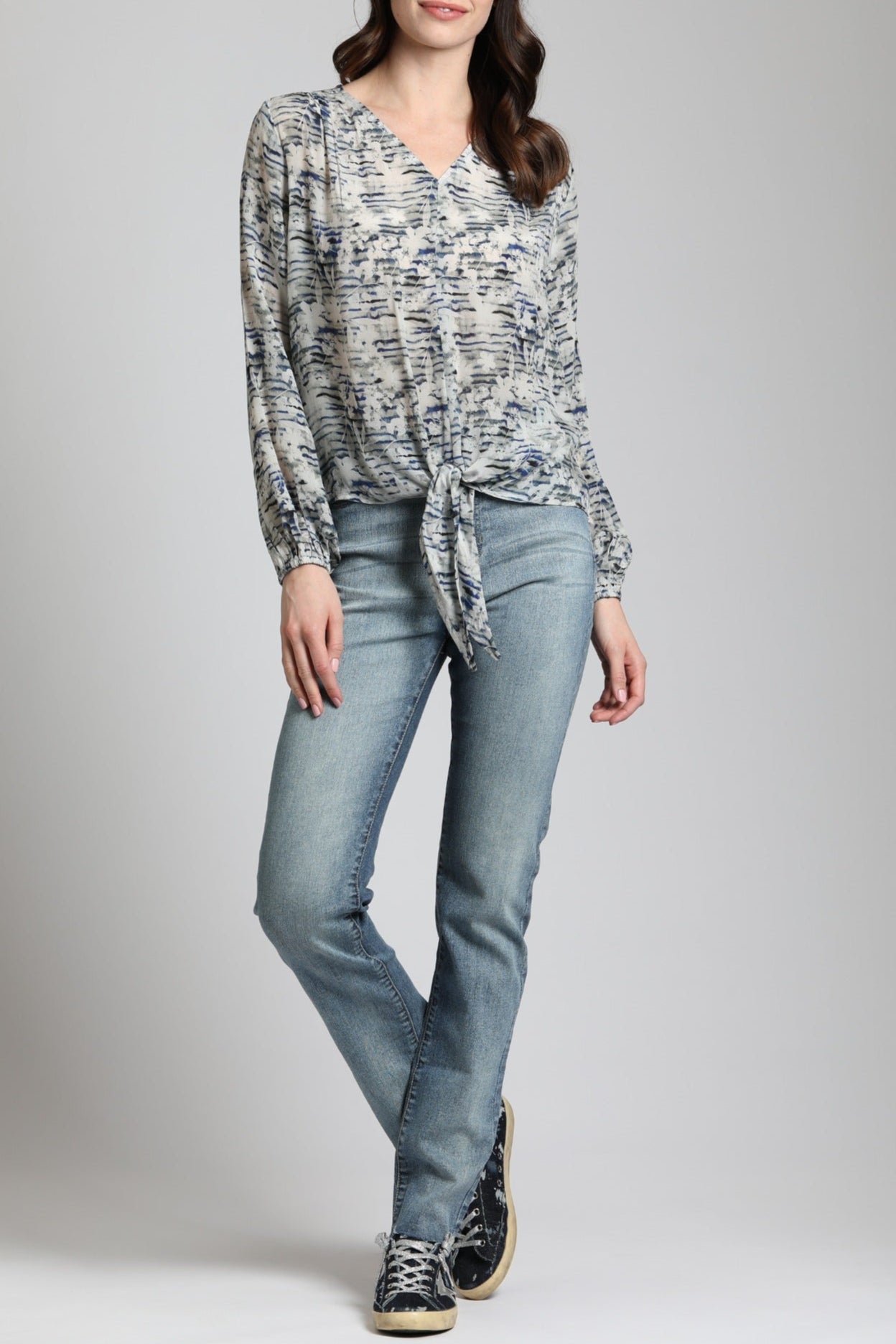 V Neck Tie Front Top With Shadow Contrast Floral Print | front side