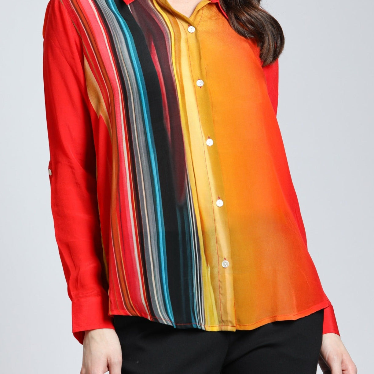 Horizontal Gradient Print Button Up Top | Front side