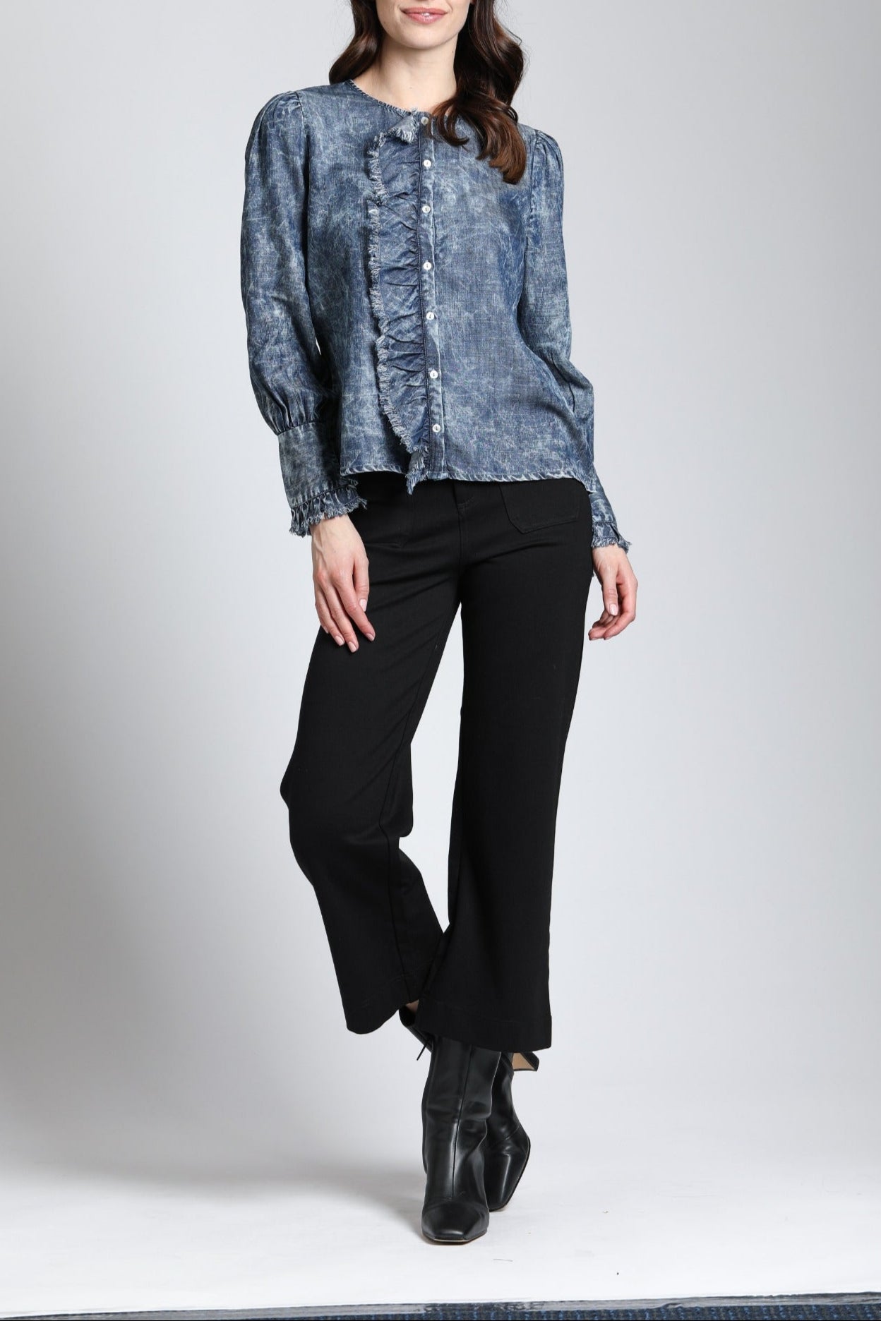 Moon Wash Puff Sleeve Top | full