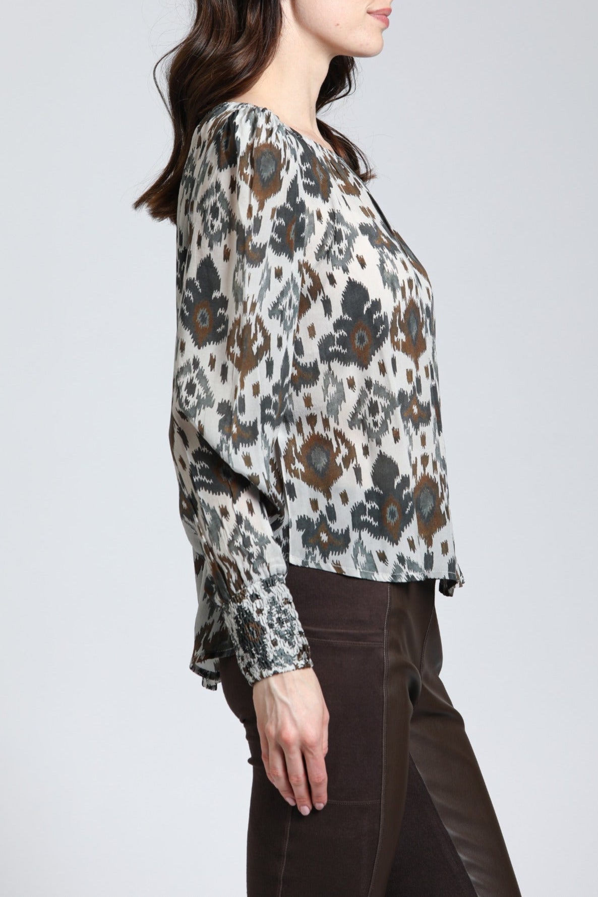Timeless Ikat Print - Pullover With Smocked Cuff | right side