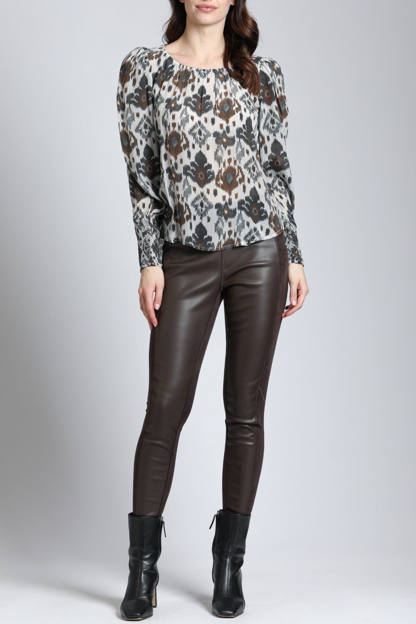 Timeless Ikat Print - Pullover With Smocked Cuff