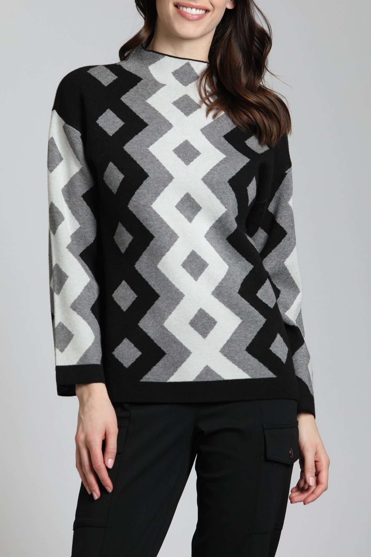 Argyle Sweater w/Funnel Neck | front side