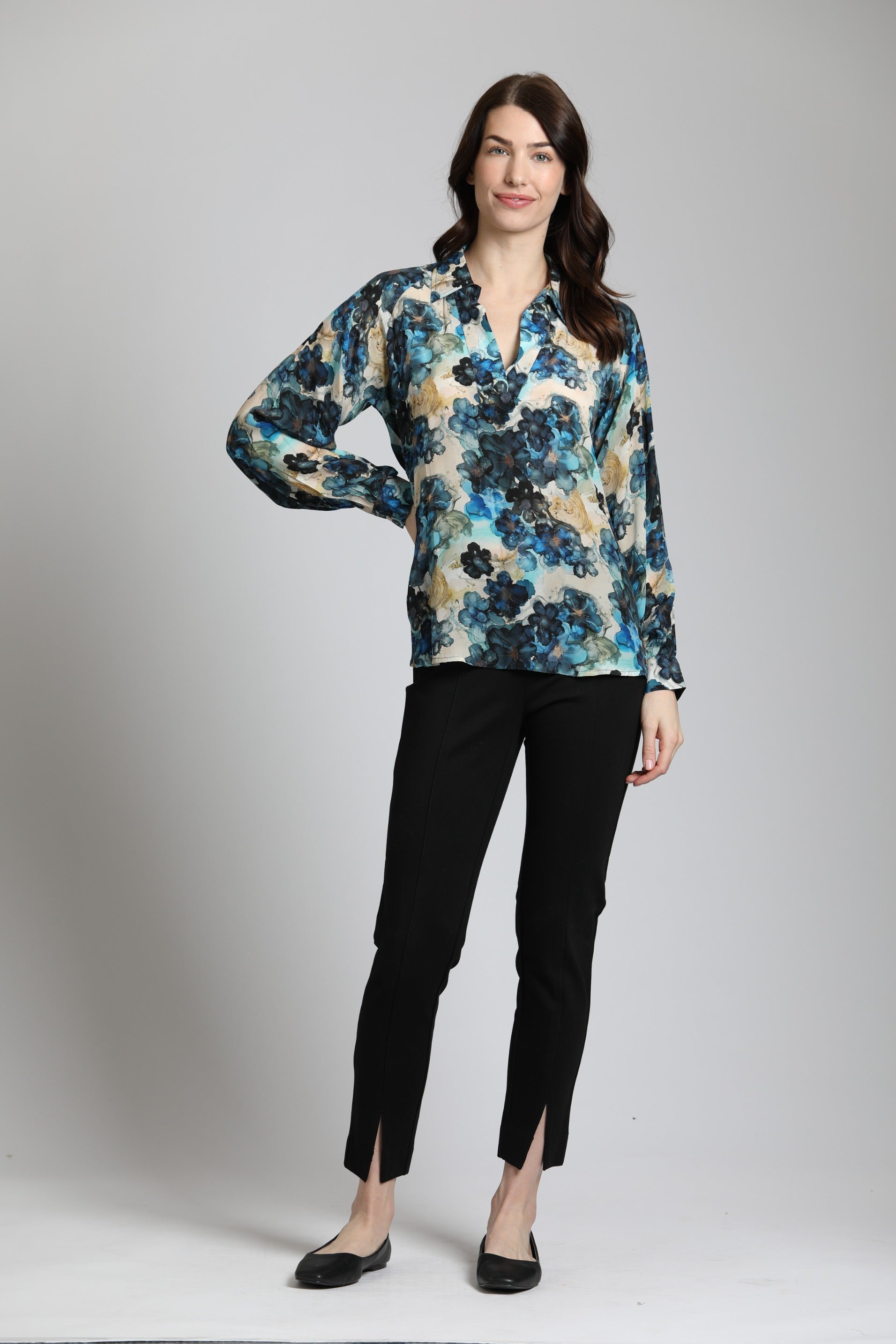 Pull-on Ponte Pant With Split hem - Black | front side