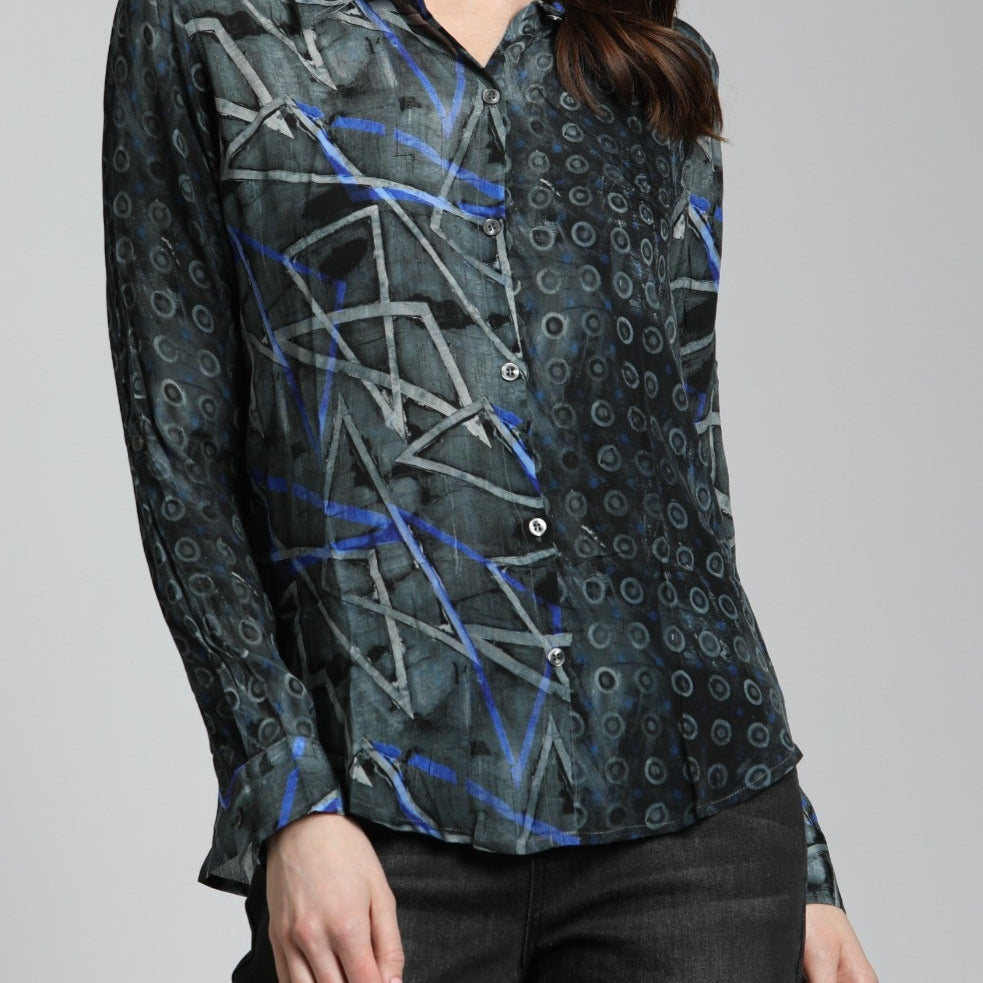 TRIANGLE DOT FUSION Button-up Top With Roll-up Tab Sleeve | front side