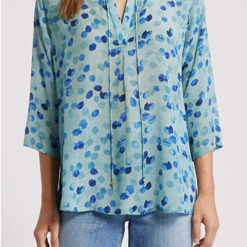 V-neck With Tassel