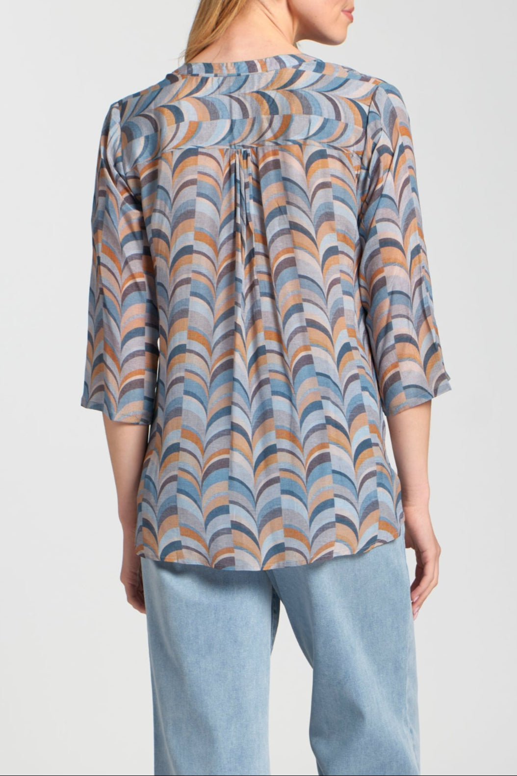 abc V-neck With Tassel