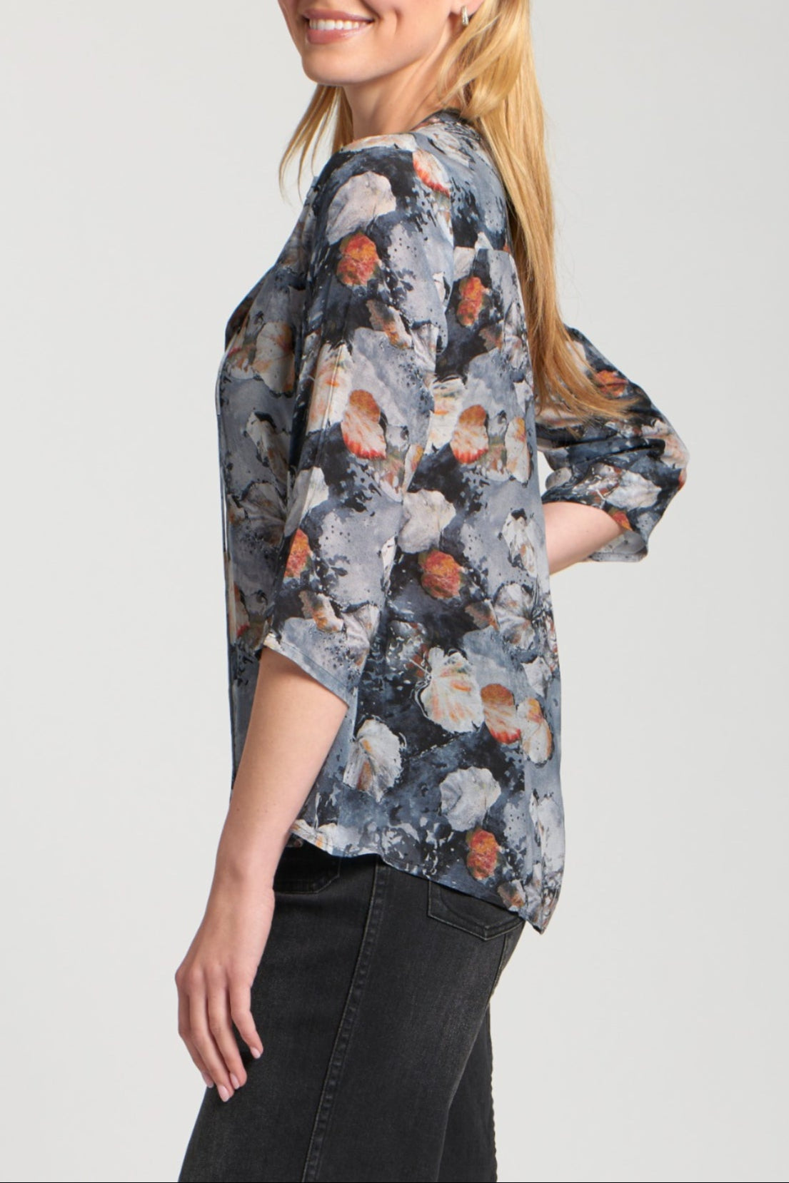 mno V-neck With Tassel