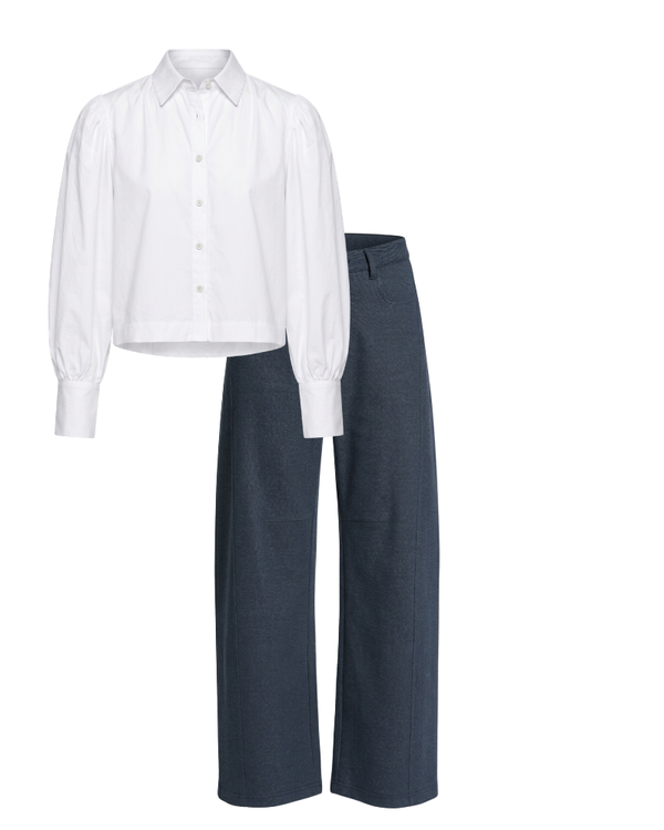 K118/White & A133/Midnight Indigo