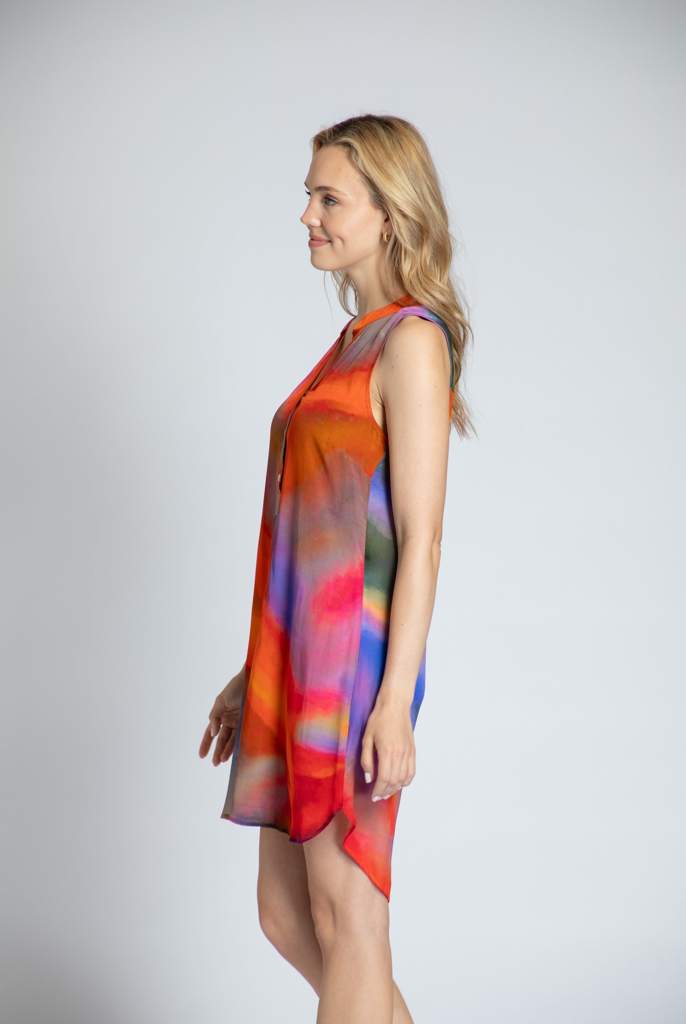 Artsy Brush Strokes Print - Sleeveless 1/2 Button-up Dress