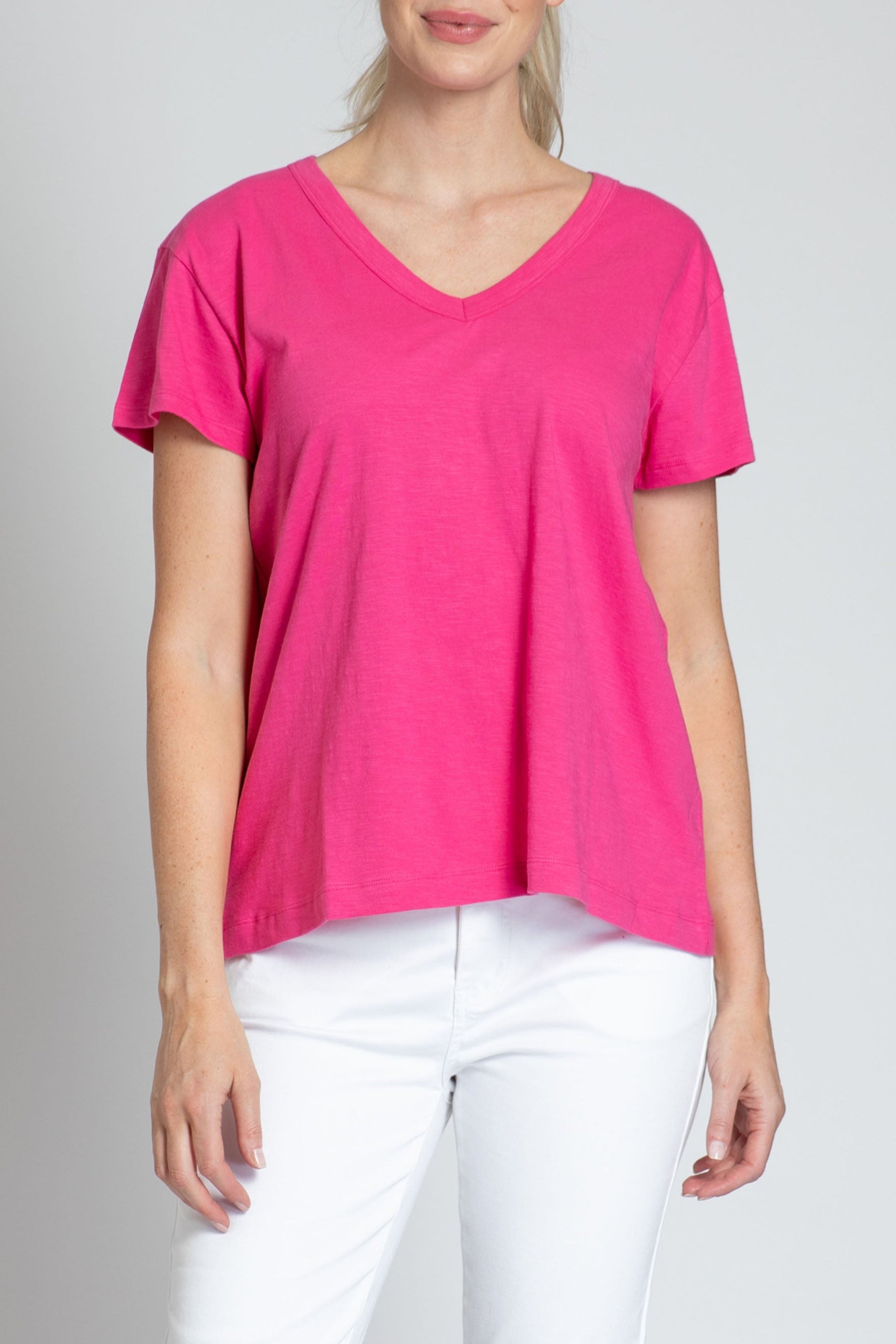 【BAON】[unisex] Papon Sporty Glossy V-neck Short Sleeve Tee Ambiance Classic V-Neck Short Sleeve Tee - 65000 - Walmart.com