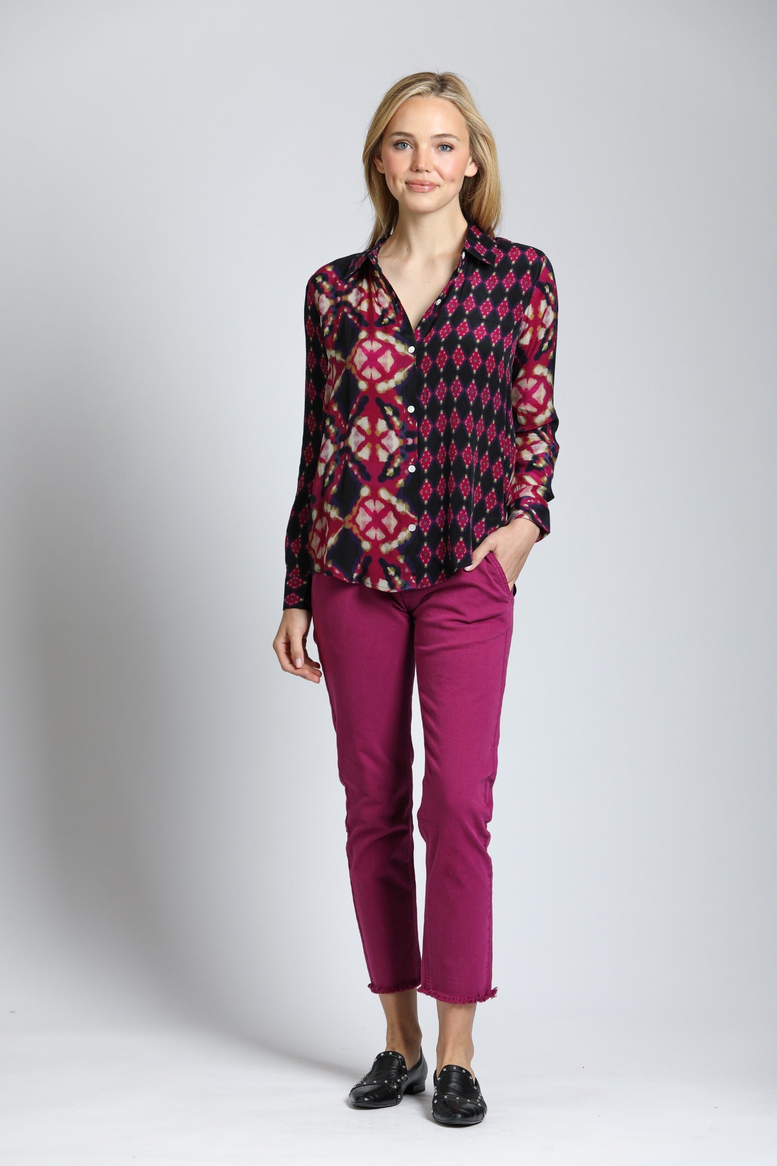 Trouser With Distressed Raw Hem