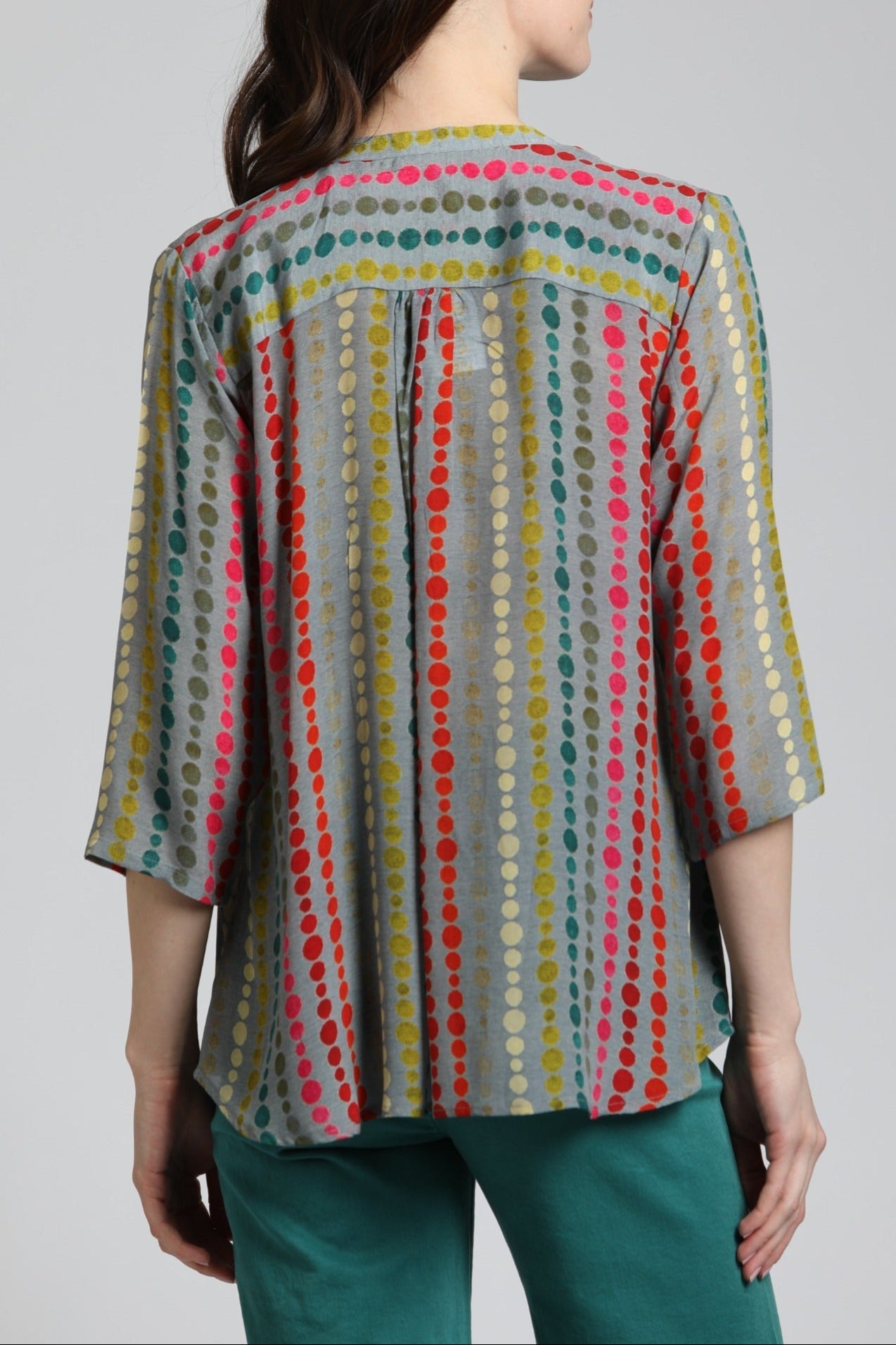 Brushstroke Dotted Line Print - V Neck Tassel  | back side