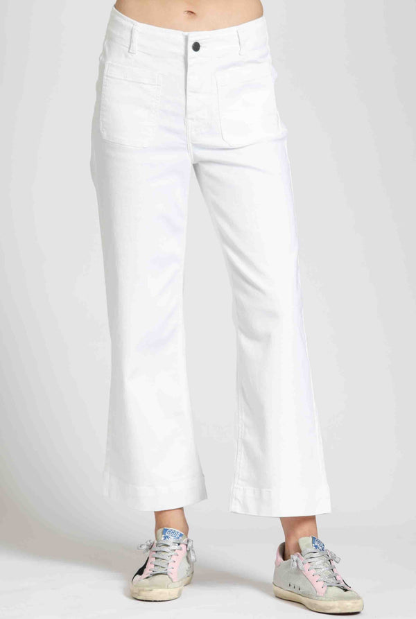 Cropped Wide Leg Pant With Patch Pockets- White