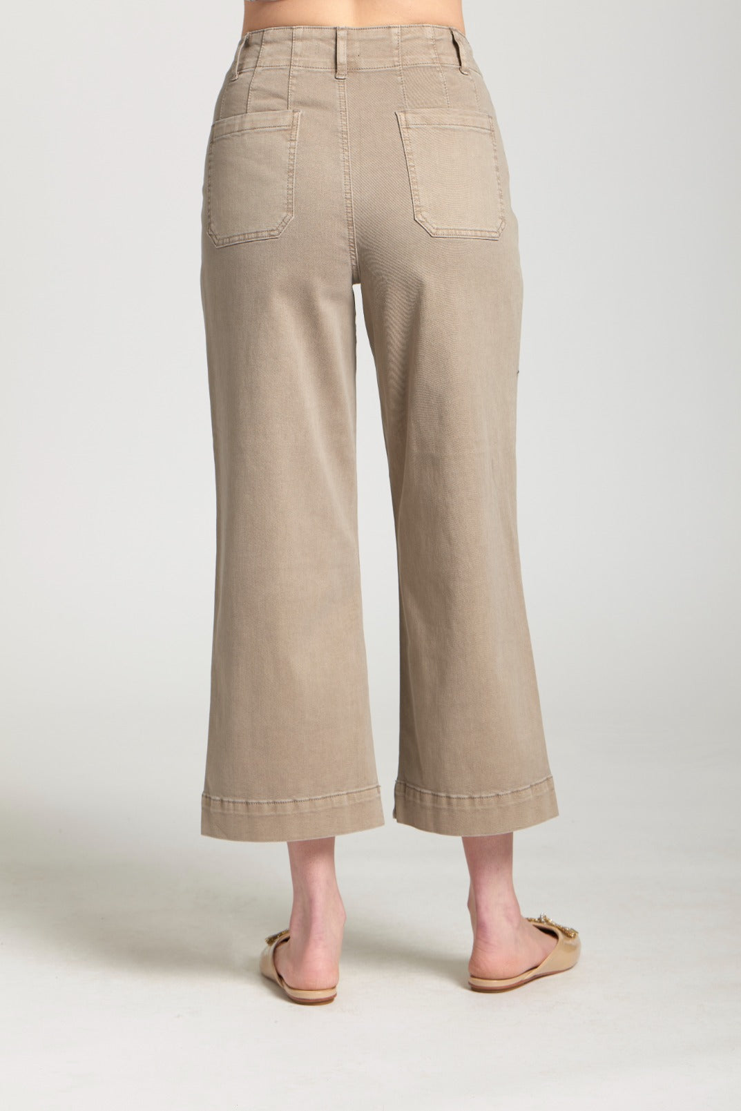 Cropped Wide Leg Pant With Patch Pockets | APNY Apparel