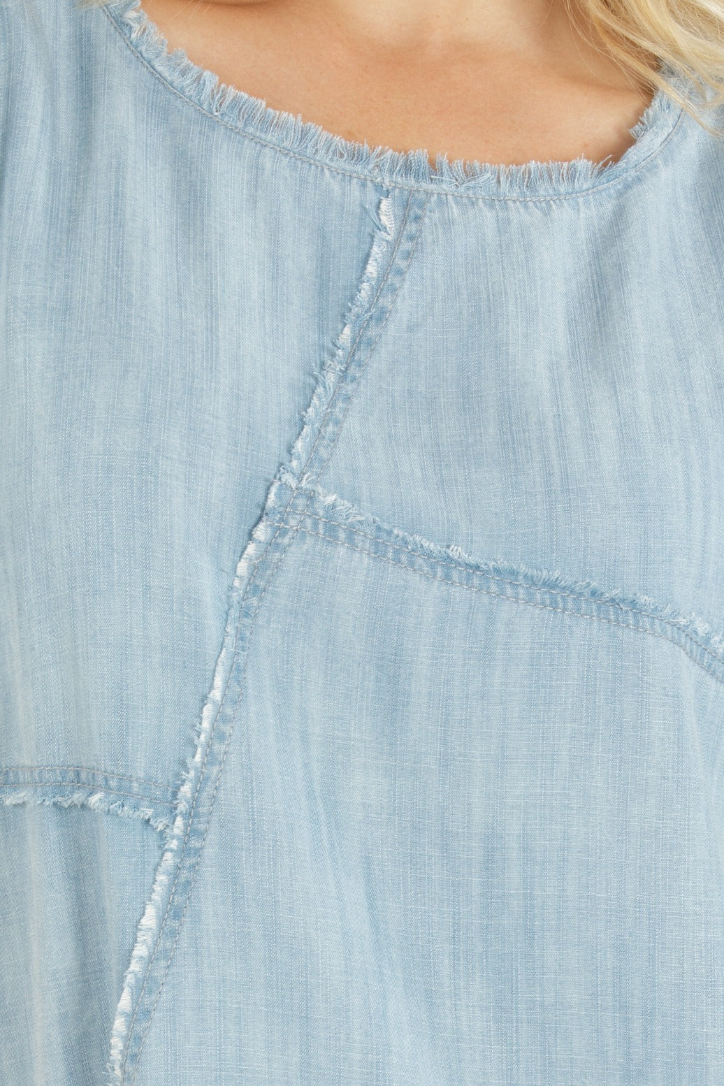 Patched Tee with Frayed Seams INDIGO Neck APNY